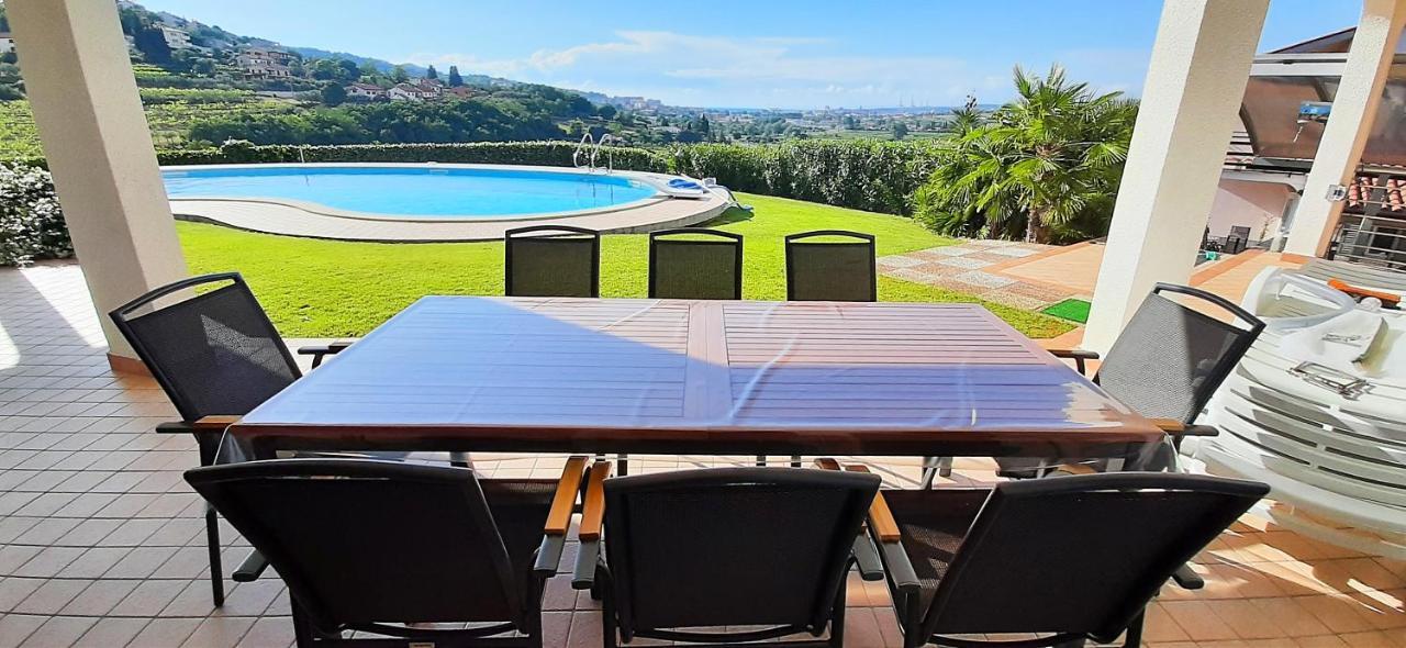 Relax Vila Kampel Koper Exterior foto